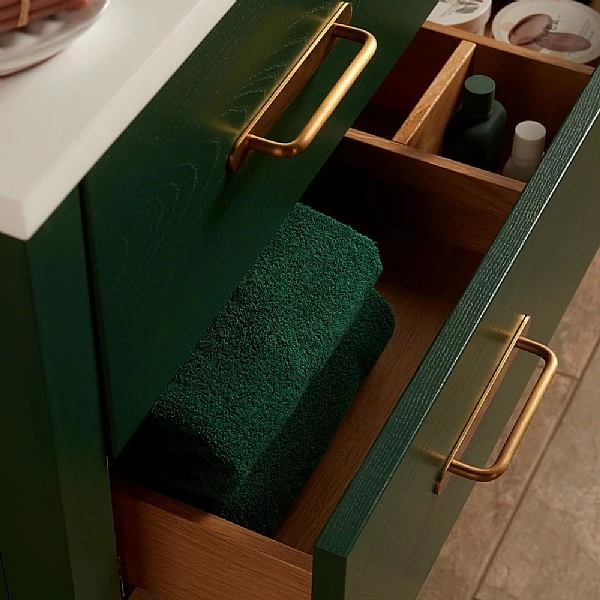 C.P. Hart Willow Washstand 5 C.P. Hart Willow Washstand - Image 3